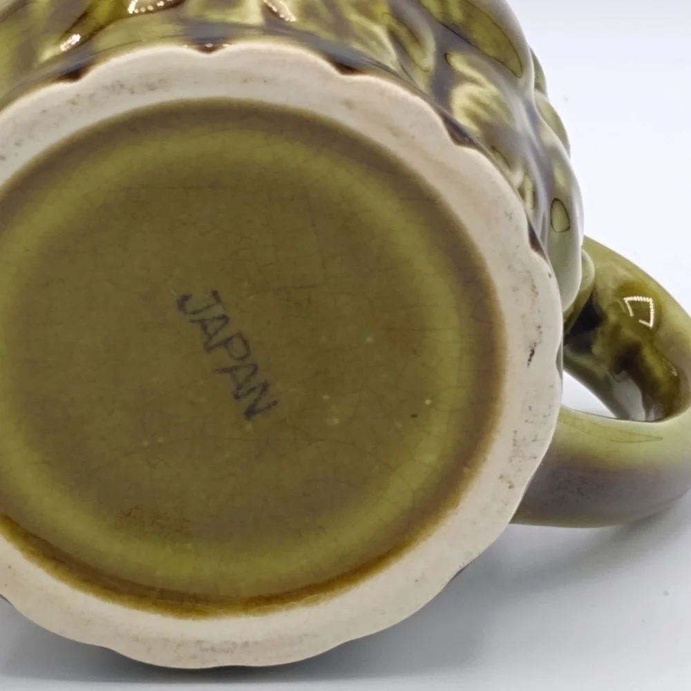 Japan Ceramic Embossed Relief Fruit Grapes Pears Avocado Green Tea Cup Mug Vtg